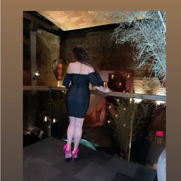 Dress - Picture 3 of 3